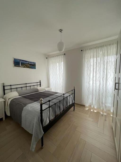 Apartmán Appartato A 5 Minuti Dal Mare Imperia Exteriér fotografie